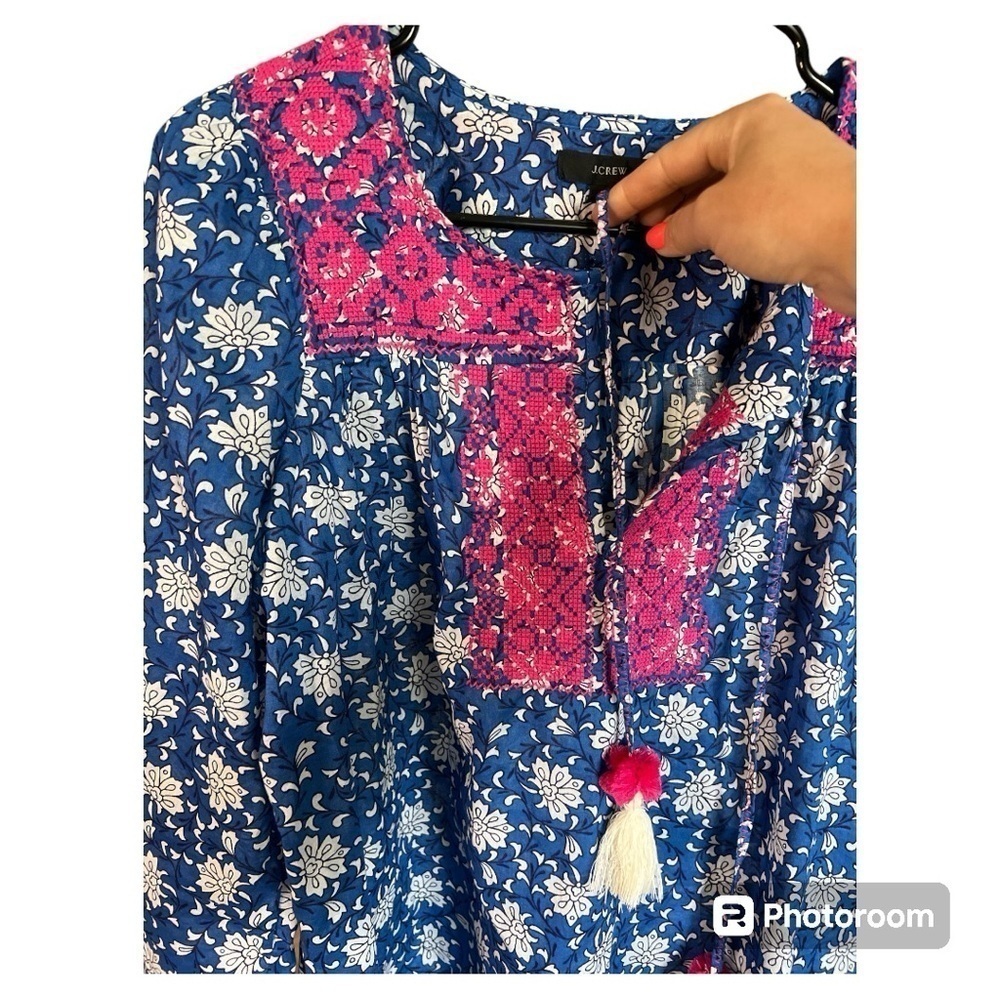 J. Crew Floral Peasant Embroidered Top in Pink, Blue, and White size XS - Picture 7 of 8